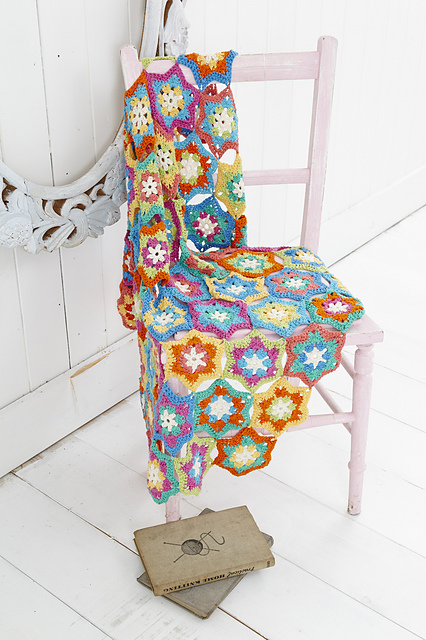 Hexagon Star Throw