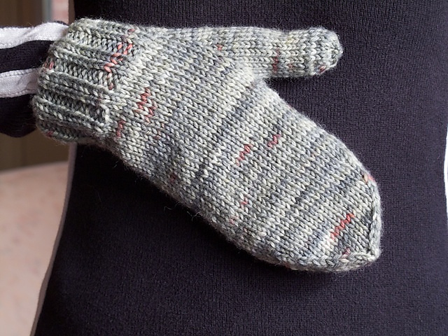 Simple Mittens (Worked Flat)