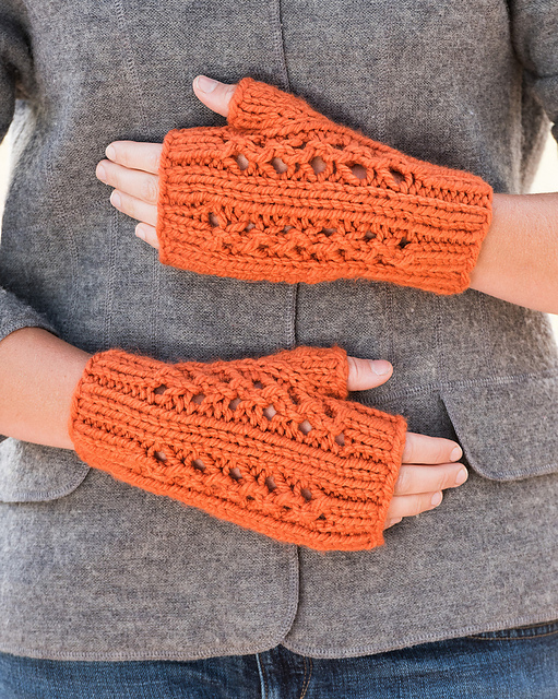 Double Lace Rib Fingerless Mitts #704
