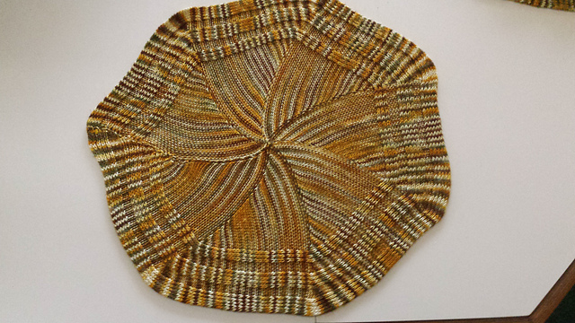 2529 Table mats