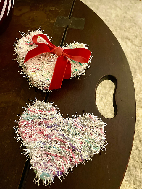 Fuzzy Heart Scrubby