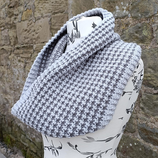 Family Houndstooth Cowl