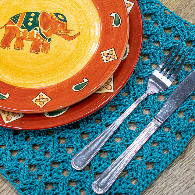 Ava Placemat and coaster