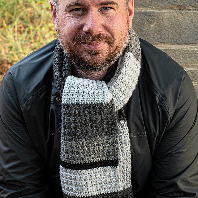 Unisex Scrappy scarf