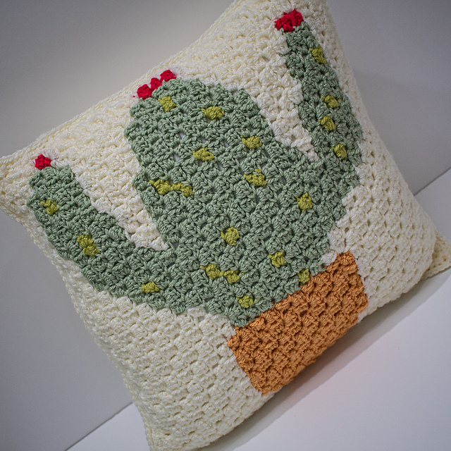 Cactus Throw Pillow