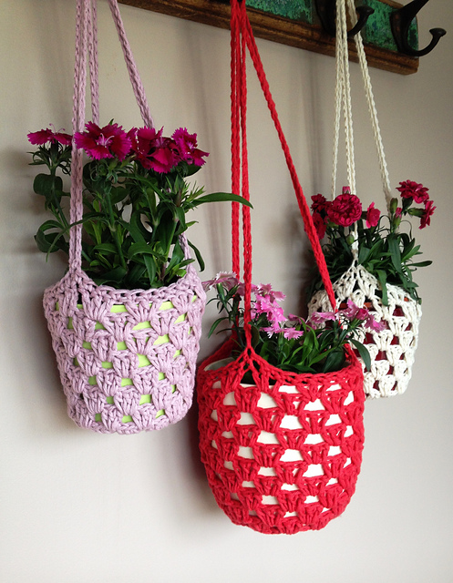 Granny Stitch Plant Pot Holder