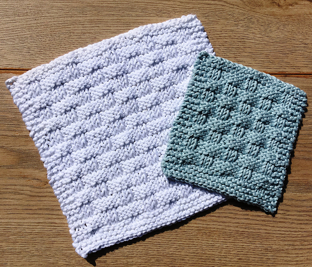Pie Crust Wash Cloth & Face Scrubbie