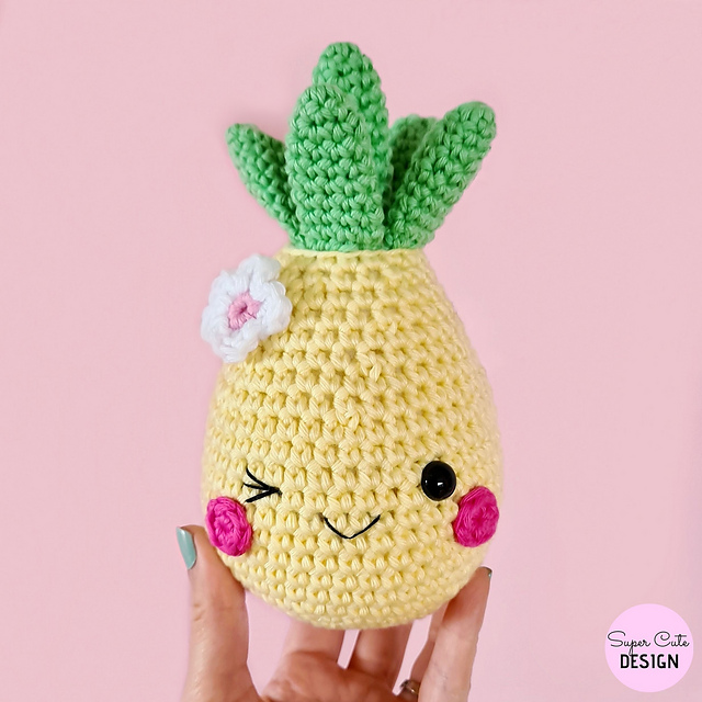 Happy Pineapple
