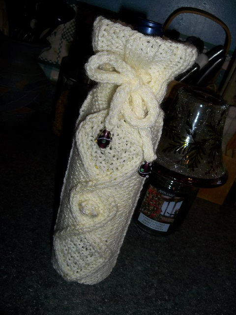 Éclat, An Elegant Wine Bottle Cozy