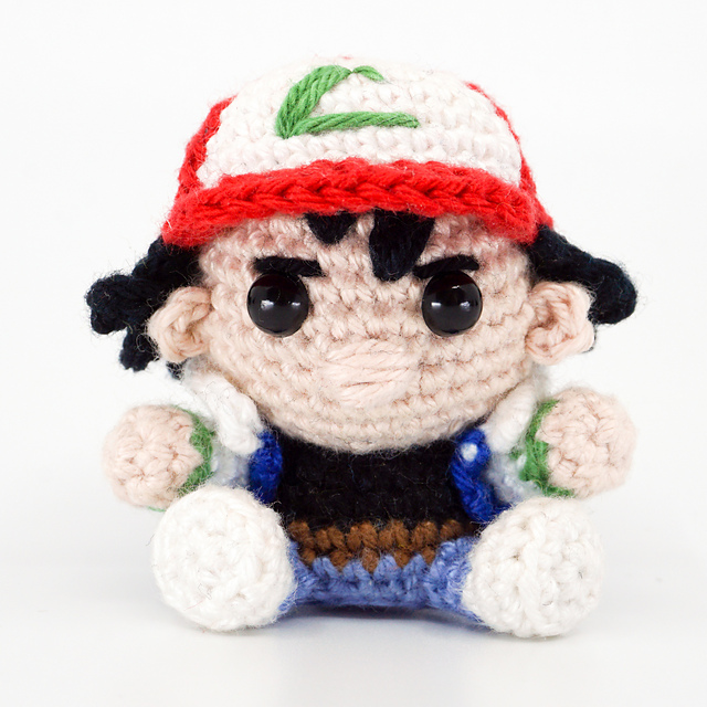 Mini Ash Ketchum Amigurumi