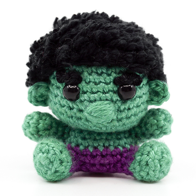 Mini Hulk Amigurumi