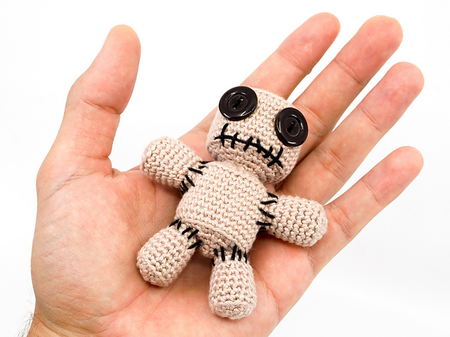 Voodoo Doll Pincushion — foto 4