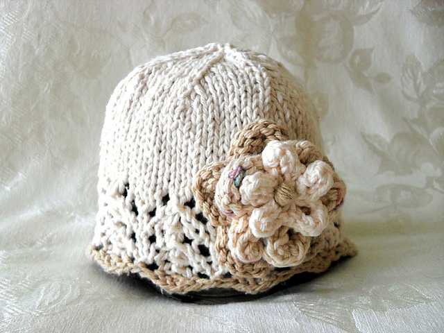 Lace Cloche with Flower in Ivory and beige