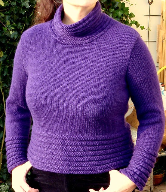 Model 5 - Silana Pullover