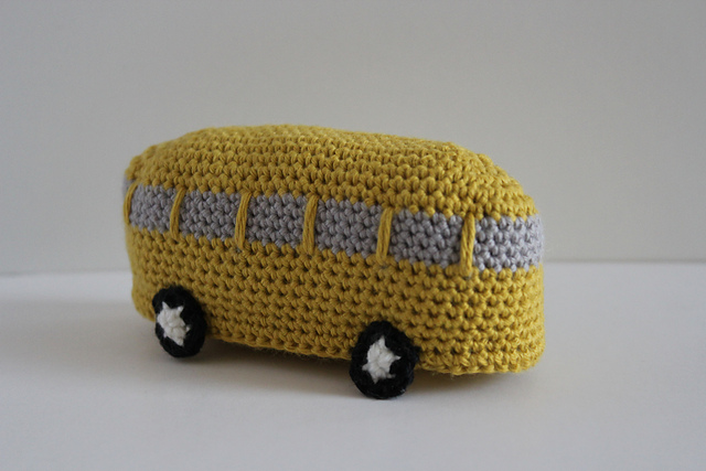 Hjulene på bussen