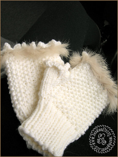 Princess Fingerless ENG