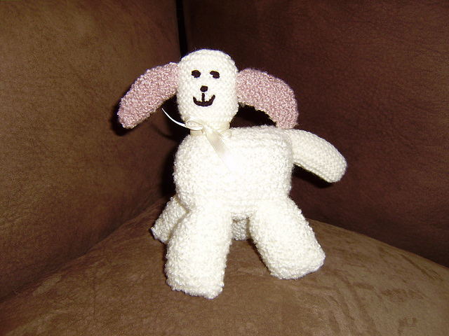 Knitted Lamb Spotlight 2008 