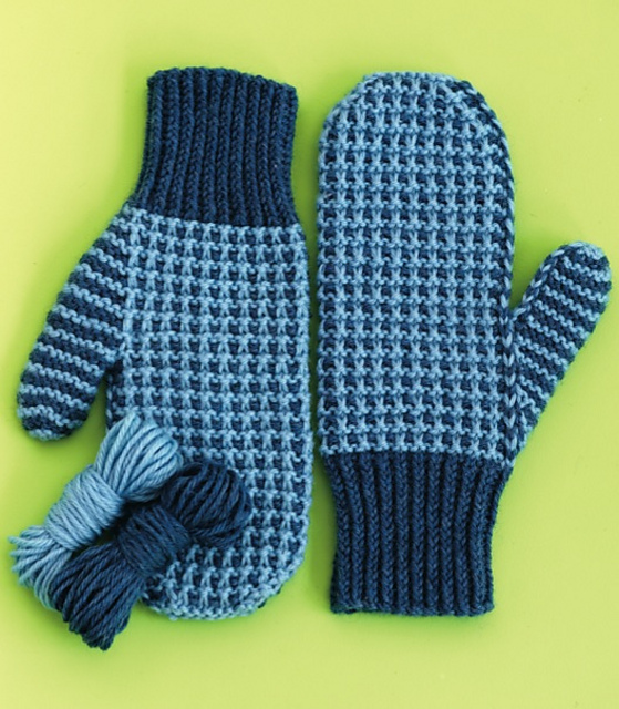 #34 Checkered Mittens