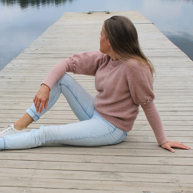 Hahtuvia Sweater