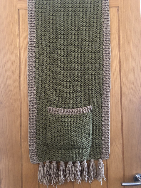 Aran Pocket Shawl