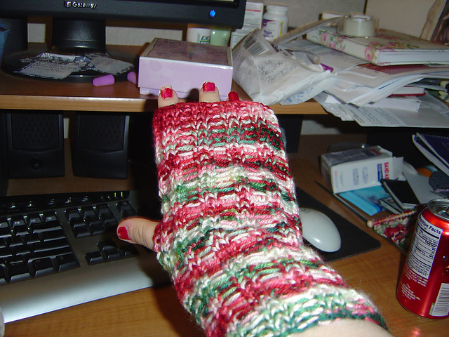 Knit It Your Way Wristwarmers
