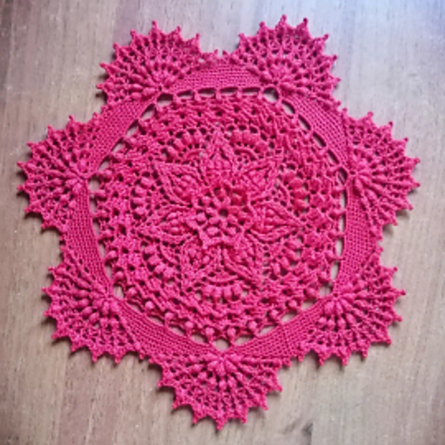 Textured doily MARINA
