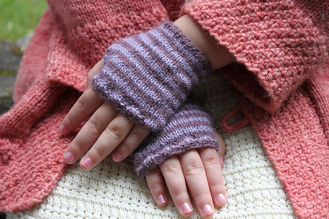 Cheshire Cat Wrist Warmers