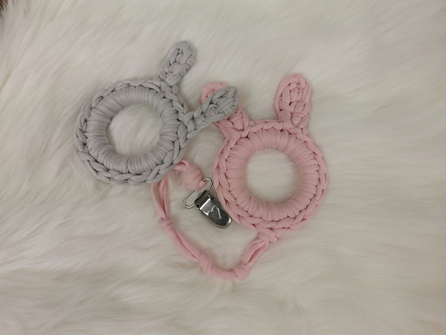 Easy Bunny Teether