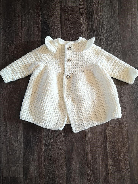 Kids coat with ruffles