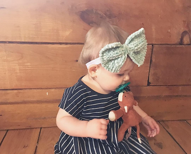Spring Velvet Bow