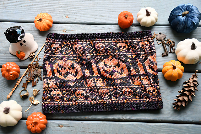 Pumpkins and Cats Cowl (Crochet)