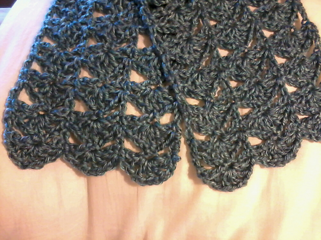 The Little Fan Stitch Scarf