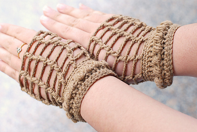June Mystery Mitt