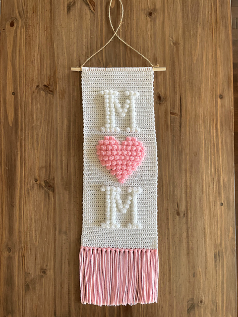 Ultimate Mom Wall Hanging