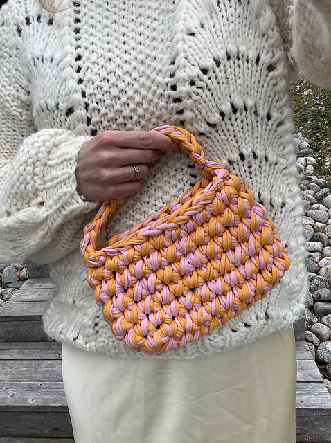 Ravelry: Cool Mini Bag pattern by Heini Pääsky