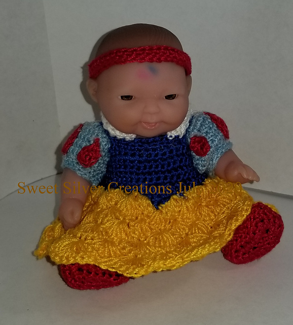 5 inch Baby Snow White