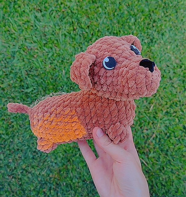 Ravelry: Weiner Dog Dachshund pattern by Syd's Tangled Creations