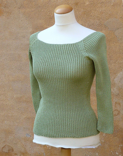 1213 Ribstrkket bluse med raglan
