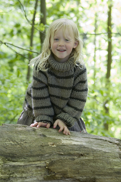 Sweater med rullekrave