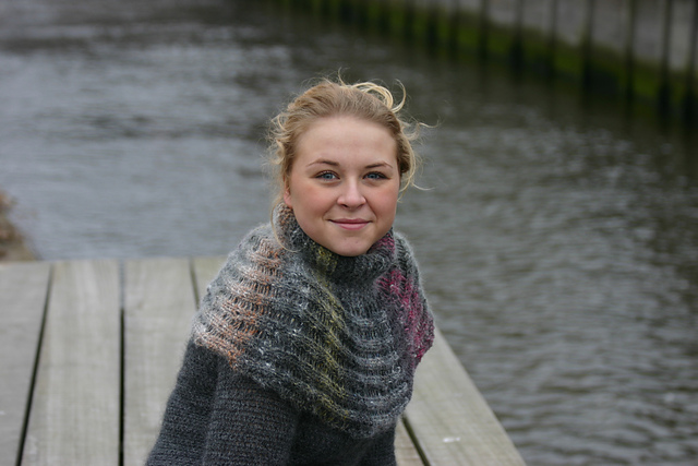 Pelerine med løbemasker