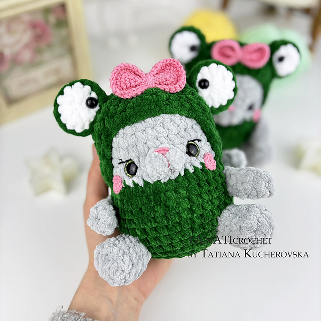 CAT the FROG costume