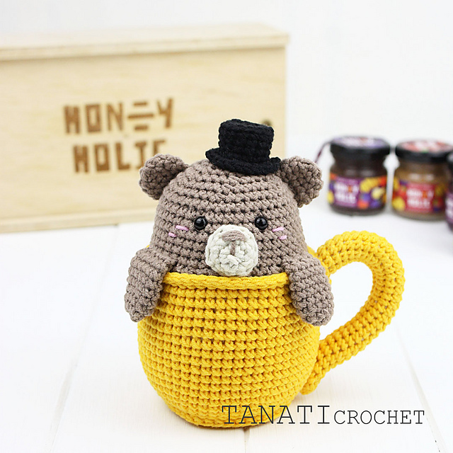 Rattle bear in the cup