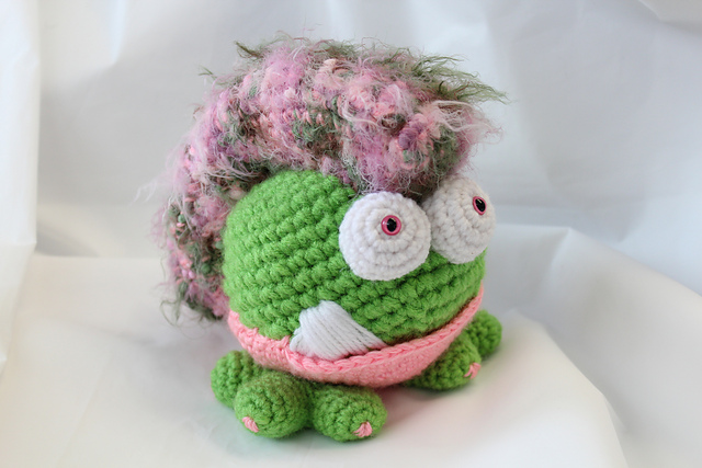 Mowhawk Mama the Gumball Dragon