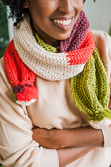 Chilly Pom Scarf