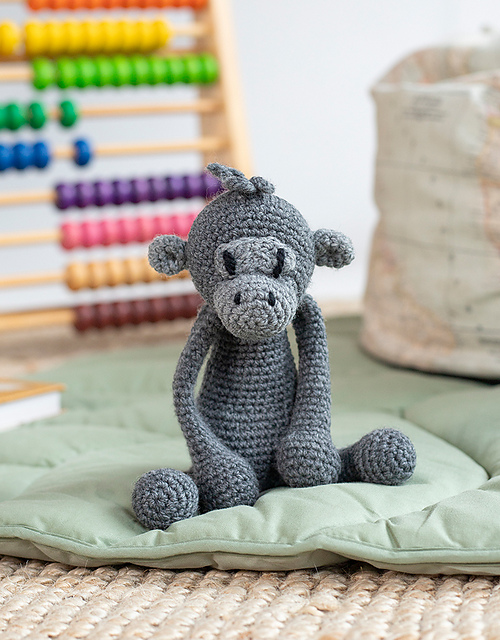 germaine_the_gorilla_animal_cr
