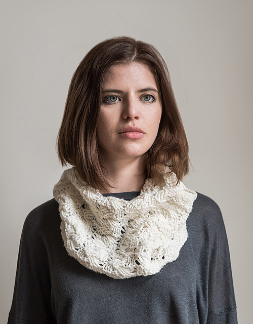 Tracery Cowl