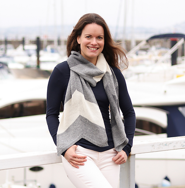 Bowline Scarf