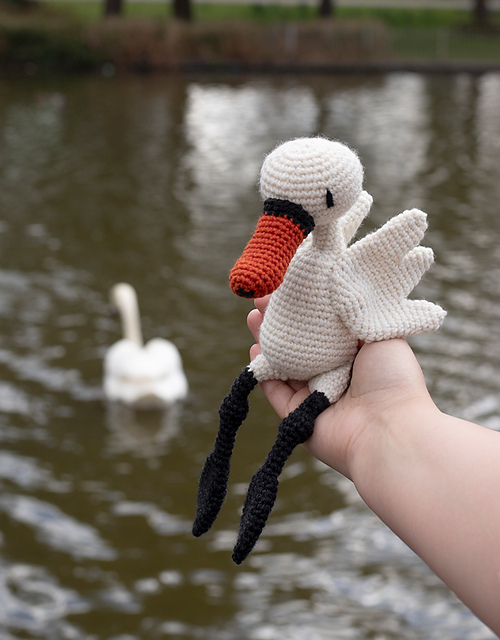 Margot the Swan