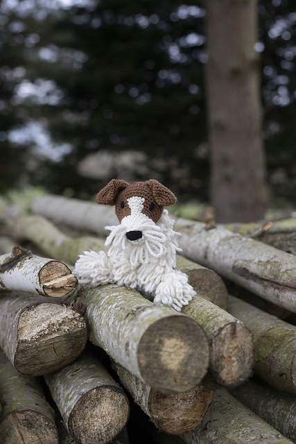 Ravelry: Brandon the Wire Fox Terrier pattern by TOFT UK