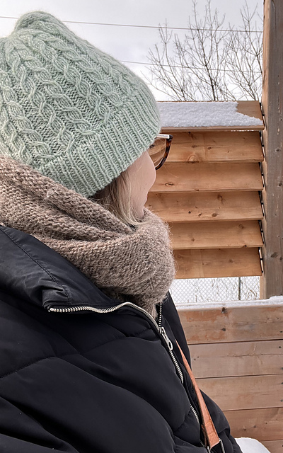 Ravelry: Sweetgrass Hat pattern by TRICOT MERINGUE